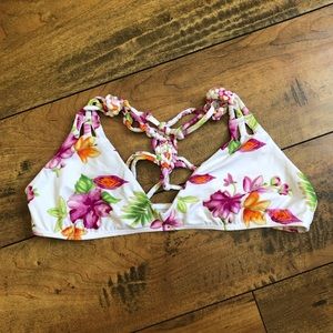 Frankie’s Bikinis Tropical Bouquet Crochet Top